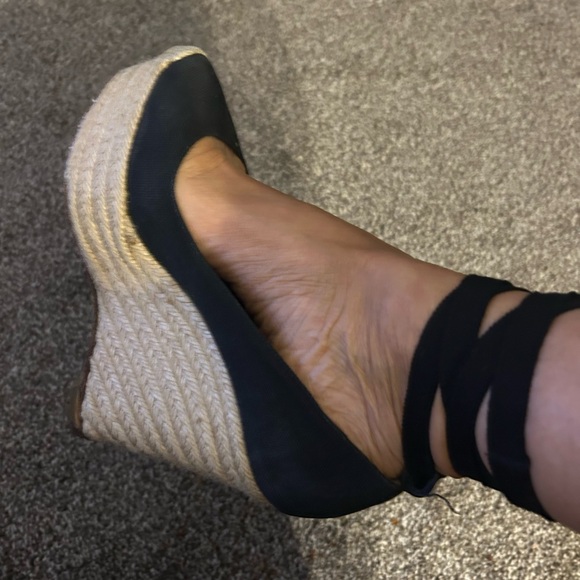 Christian Louboutin Black and Tan Wedges - Picture 1 of 10